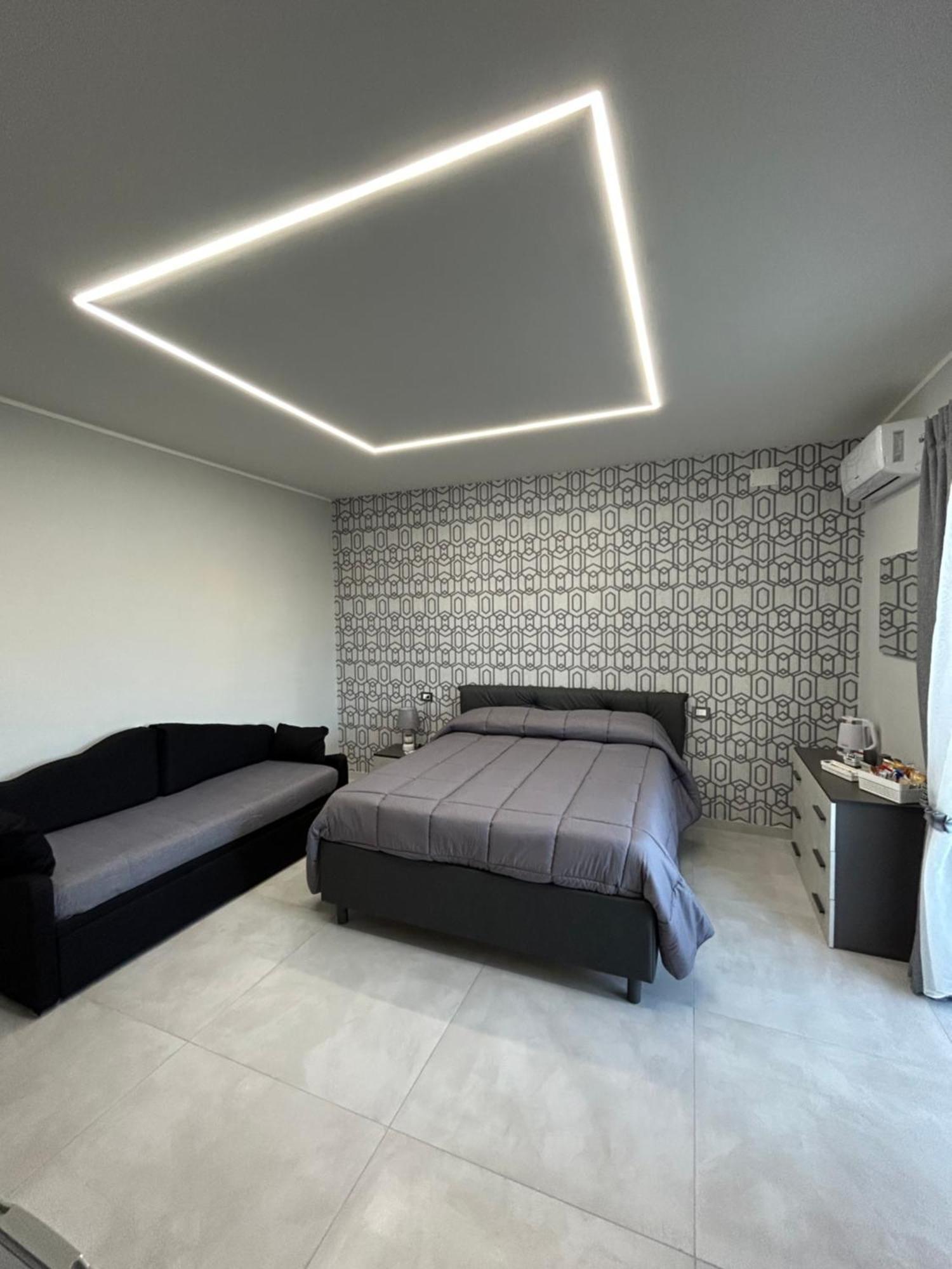 Skycity 2 B&B Napoli Exterior foto