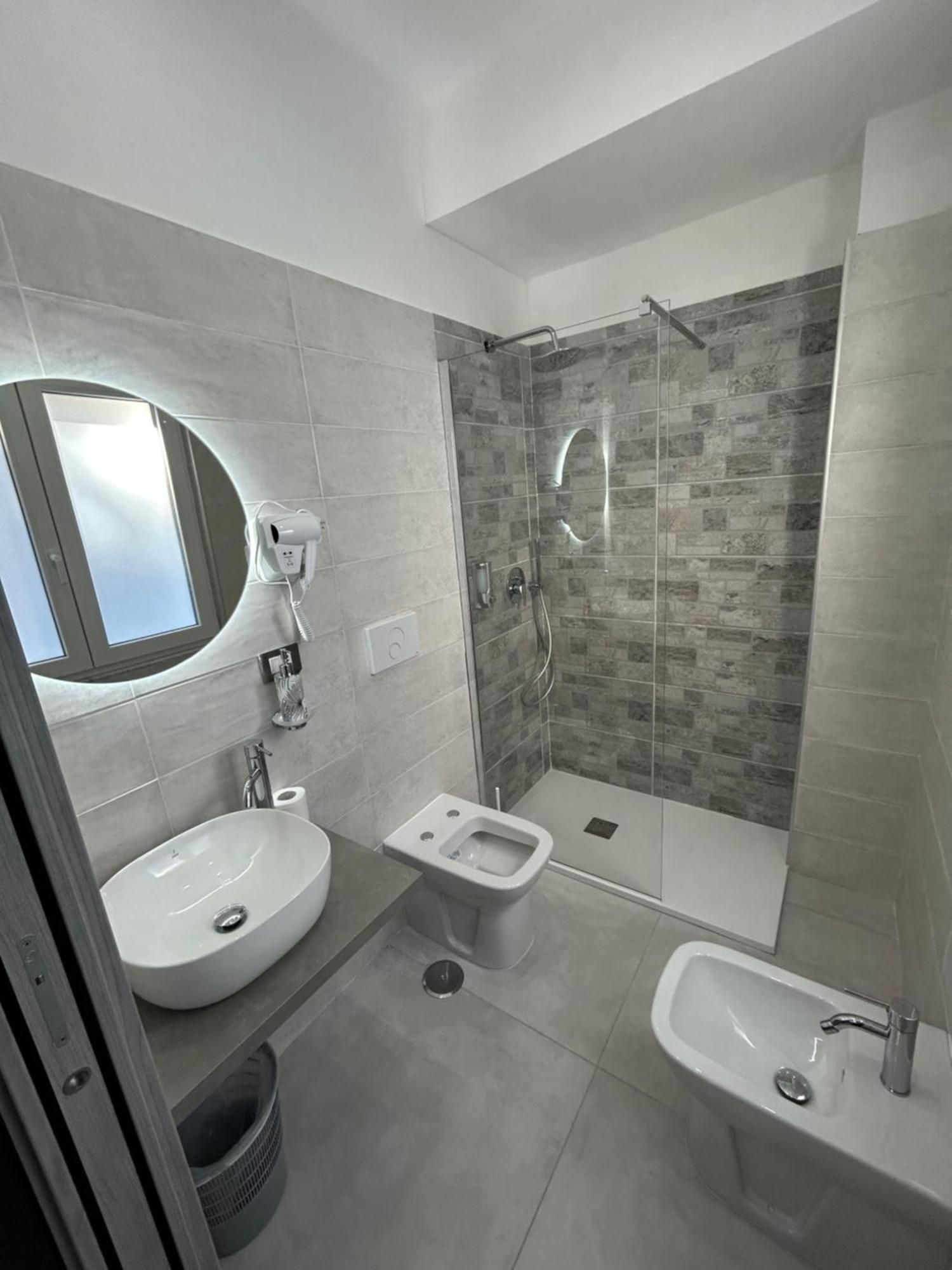 Skycity 2 B&B Napoli Exterior foto
