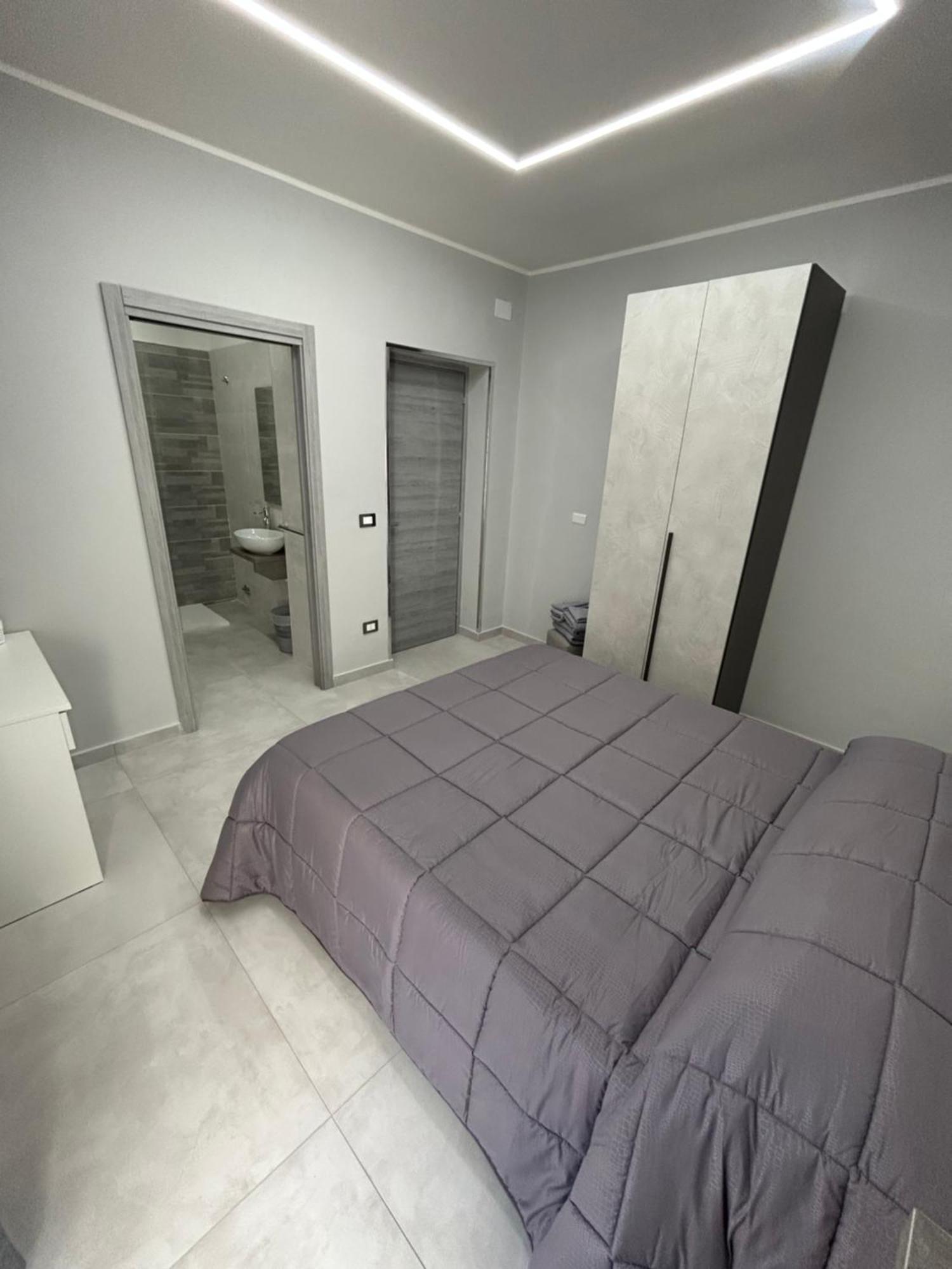 Skycity 2 B&B Napoli Exterior foto